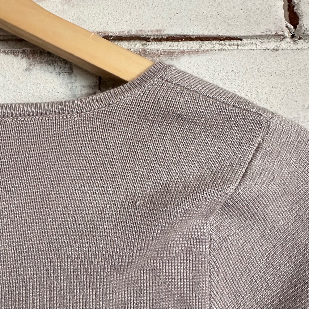 Abercrombie & Fitch Light Gray Scoop Neck Long Sleeve Top - Picture 5 of 6